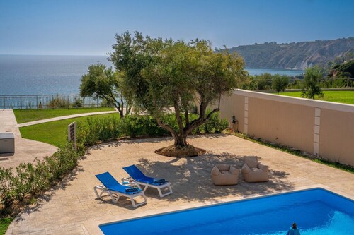 Kefalonian Emerald Villa