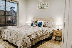 3 Schlafzimmer, Bügeleisen/Bügelbrett, WLAN, Bettwäsche