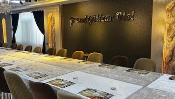 Fasilitas rapat