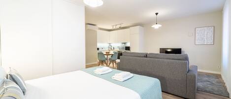 Coffres-forts dans les chambres, fer et planche Ă repasser