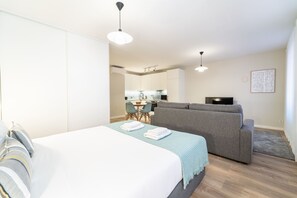 In-room safe, iron/ironing board, free WiFi, bed sheets