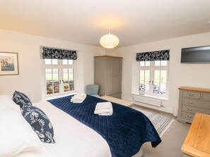 Casa de campo | 2 habitaciones, decoración personalizada y muebles diferentes 
