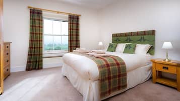 4 bedrooms, individually decorated, individually furnished, free WiFi