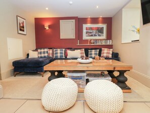 Cottage | Living area