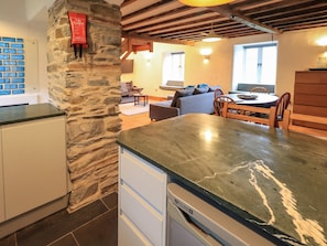 Cottage | Private kitchen | Fridge, dishwasher, cookware/dishes/utensils - Jane's Cottage (Ambleside)