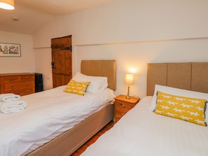 3 bedrooms, individually decorated, individually furnished, free WiFi