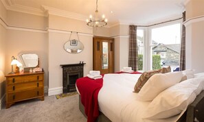 4 bedrooms, individually decorated, individually furnished, free WiFi - Thirty Blencathra Street (Keswick)