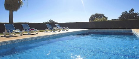 Utomhuspool