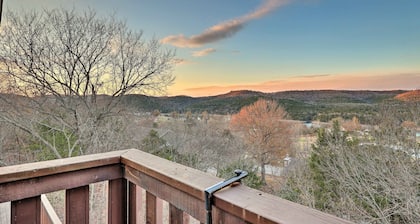 Holiday Island Escape w/ Panoramic Lake Views