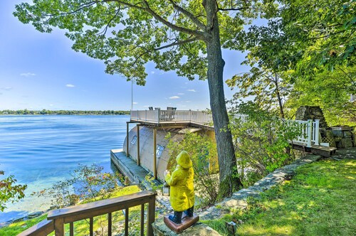 Waterfront Wellesley Island Getaway w/ Deck!