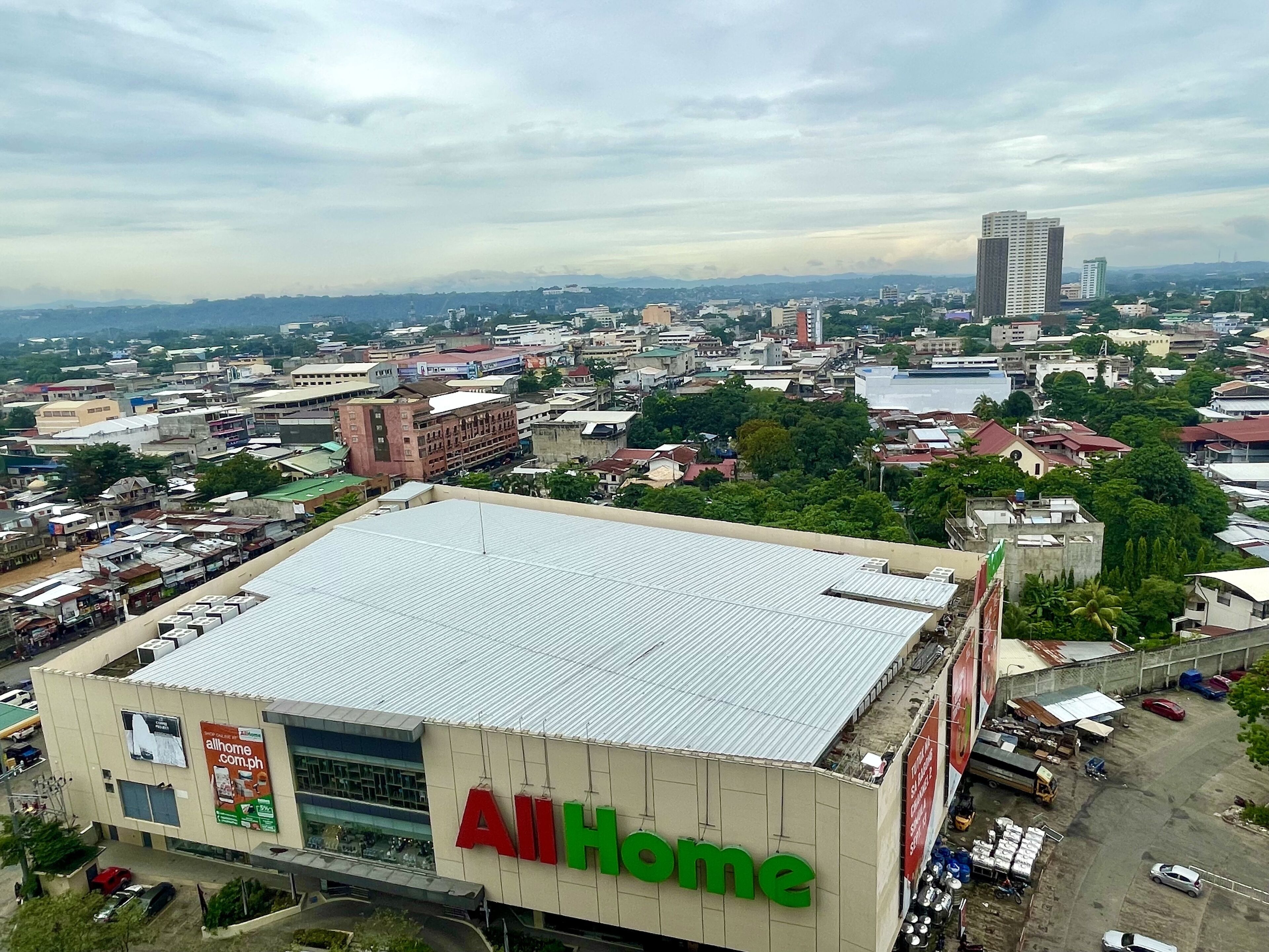 Photo - Studio and 1 Bedroom Unit at Riri's Condotel, The Loop Tower