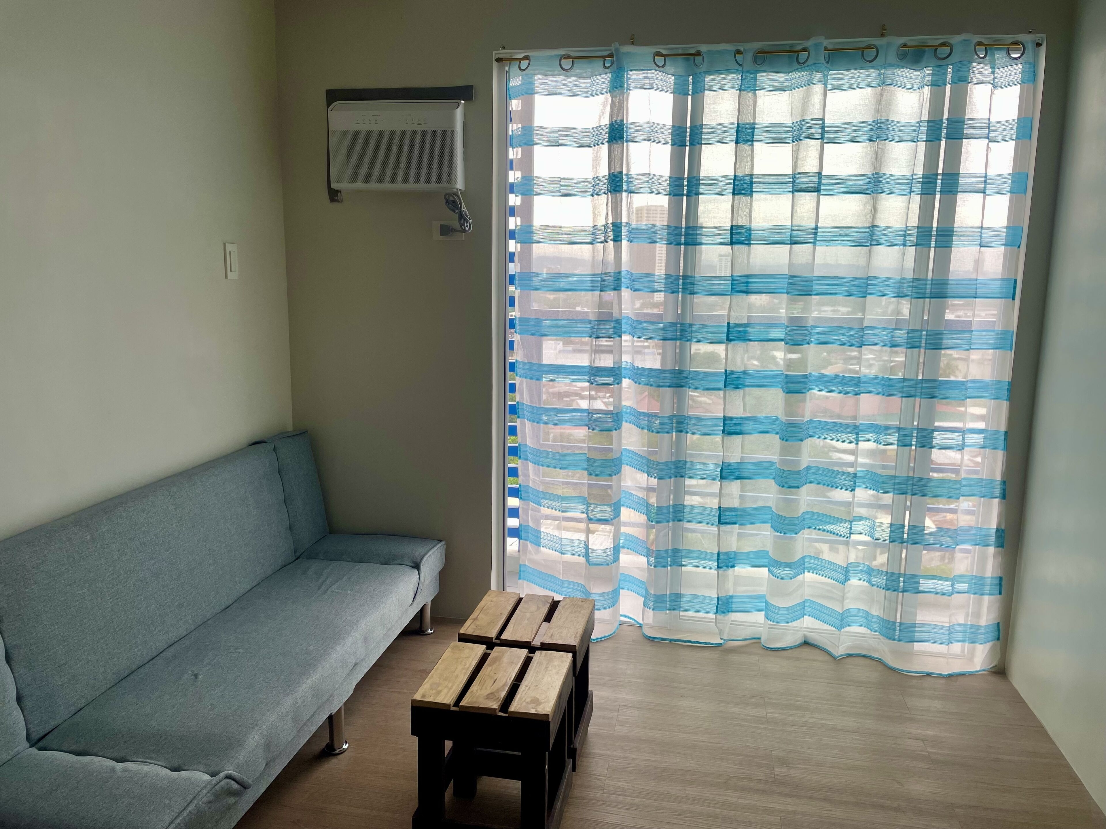 Photo - Studio and 1 Bedroom Unit at Riri's Condotel, The Loop Tower