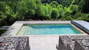 A heated pool - Le Cerf, Chalet Cocooning Avec Piscine et Billard (Ban-sur-Meurthe-Clefcy)