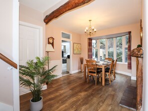 Dining - Spindle Coppice (Ambleside)