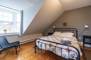 1 bedroom, iron/ironing board, WiFi