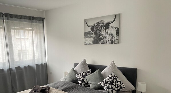 1 bedroom, iron/ironing board, free WiFi, bed sheets - New apartment in the Palatinate Forest, near Dynamikum and Outletcenter Zweibrücken (Pirmasens)