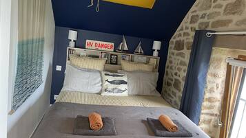 1 bedroom, desk, iron/ironing board, free WiFi