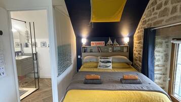 1 chambre, bureau, fer et planche Ă  repasser, Wi-Fi gratuit