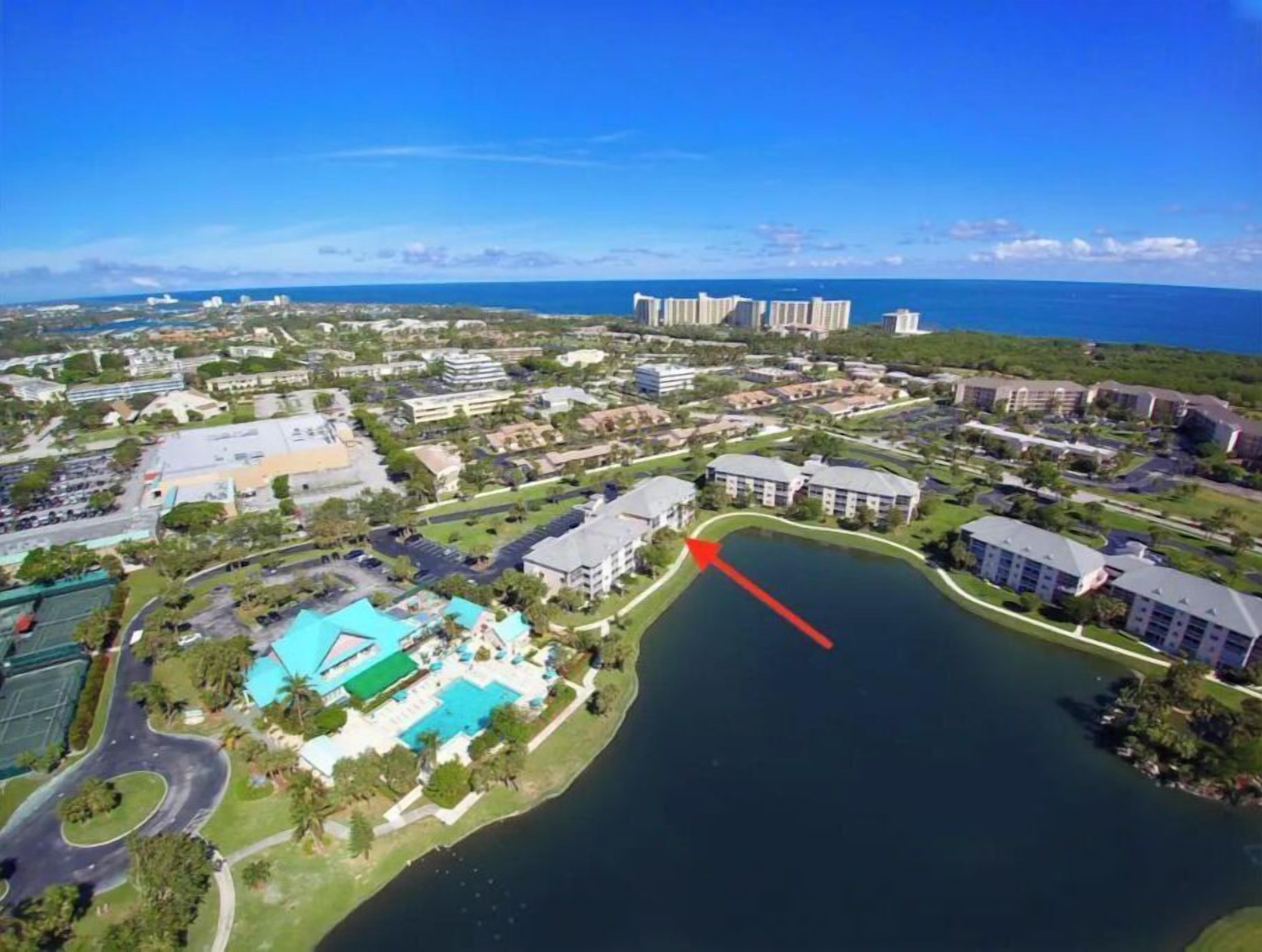 منظر من الجو على ارتفاع عالٍ