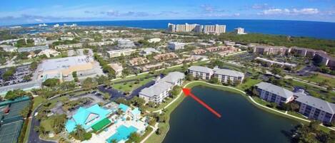 منظر من الجو على ارتفاع عالٍ