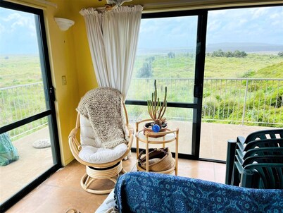 Cosy retreat overlooking the dune sanctuary