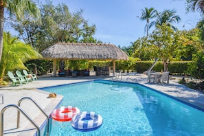 A heated pool - The Villa of Pelico Palms (Monroe County)
