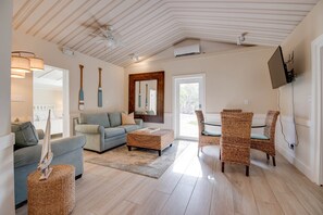 تلفزيون، كرة قدم الطاولة، تنس طاولة، ستيريو