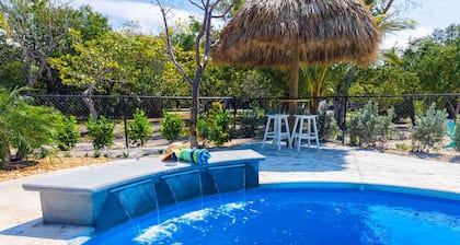 Pelico Palms Estate.