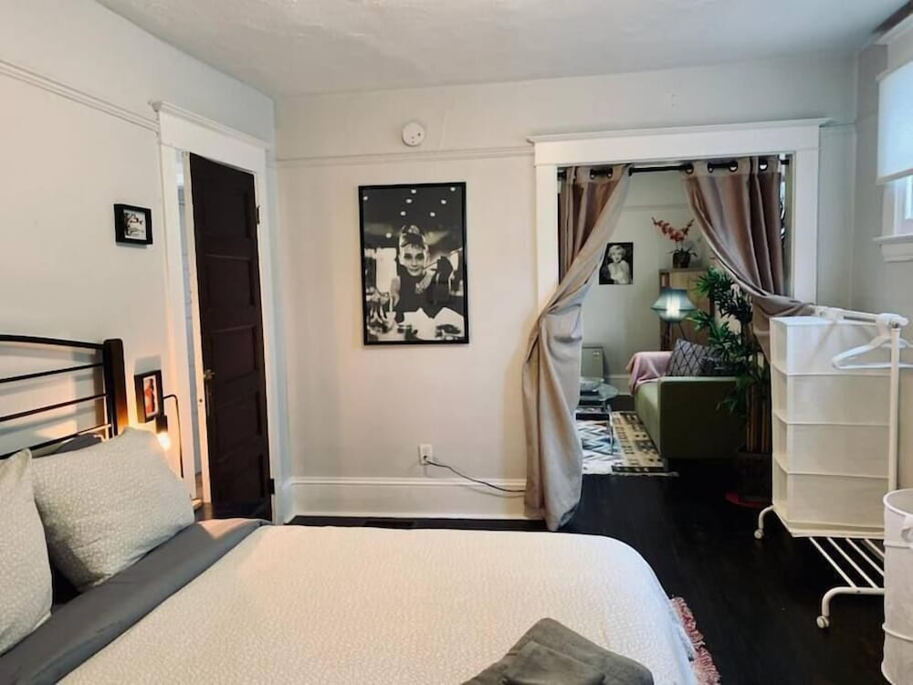 233 Relaxing Retreat 1 Halifax Vrbo