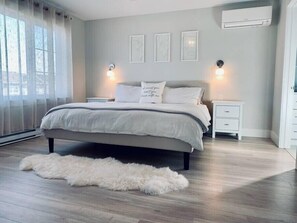 3 chambres, fer et planche à repasser, Wi-Fi, draps fournis