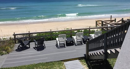 Direct Ocean Front Accommodation ground-level-Twin Fin