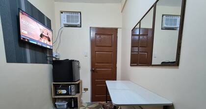 Tagaytay House withBathtub by Bea and RM