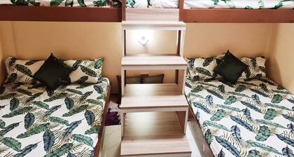 Tagaytay House withBathtub by Bea and RM