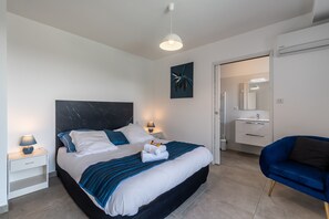 2 chambres, fer et planche à repasser, lit parapluie, Wi-Fi gratuit