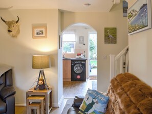 Interior - 2 bedroom accommodation in Hadston, near Amble (Hadston, near Amble)