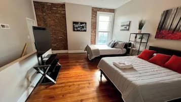 1 bedroom, iron/ironing board, free WiFi, bed sheets