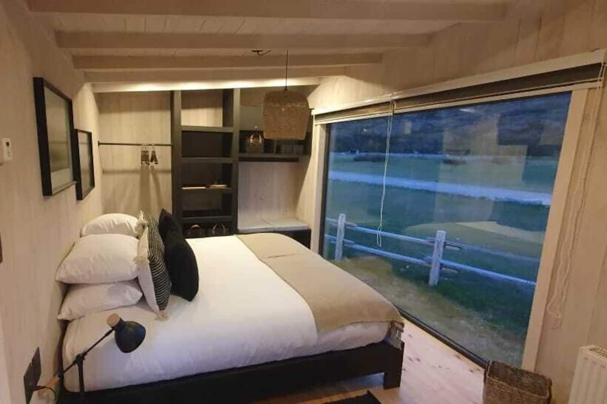 Standard Double or Twin Room | In-room safe, WiFi (free)
