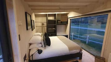 Kamar Double atau Twin Standar | Brankas dan Wi-Fi gratis