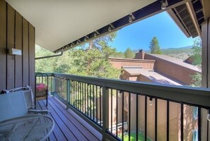 Condo, 2 Bedrooms | Property grounds - Updated 2Br Plus Loft Condo on Shuttle Route! Sleeps 8 & Kids Ski Free by RedAwning (Keystone)