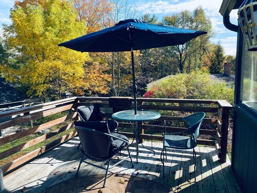 Quiet, sweet house in the heart of Litchfield/the Berkshires