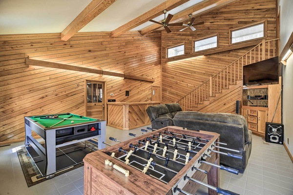 Welch Vacation Rental | 4BR | 2BA | 2,000 Sq Ft | Access Only By Stairs