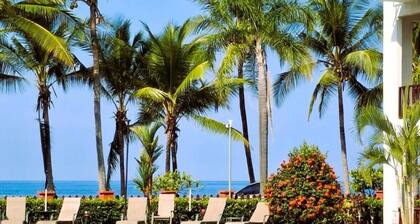 Stay right on the Beach! Entire 2 Bedroom / 2 Bath Oceanfront Condo in Jaco!