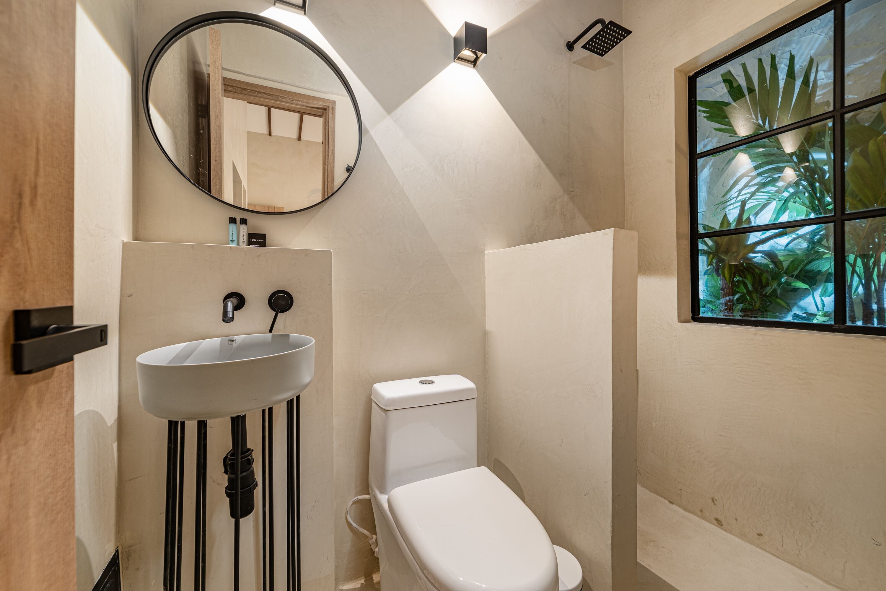 Villa, 6 habitaciones | Baño | Ducha, secador de pelo, toallas y jabón