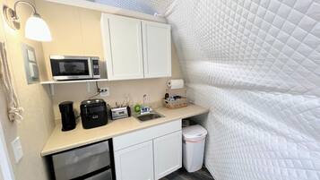 Studio Suite Mewah | Dapur kecil pribadi