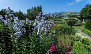 Property grounds - Agathi (Keswick)