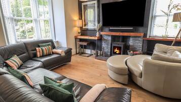 Cottage | Living area