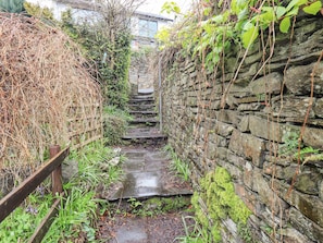 Cottage | Property grounds