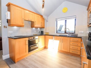 Fridge, cookware/dishes/utensils - Spring Cottage (Ambleside)