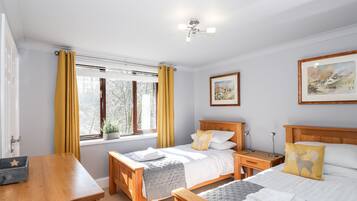 2 habitaciones, decoración personalizada y muebles diferentes