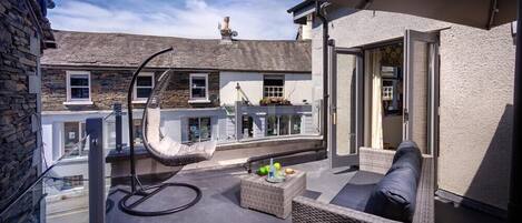 Enceinte de lâhĂ©bergement